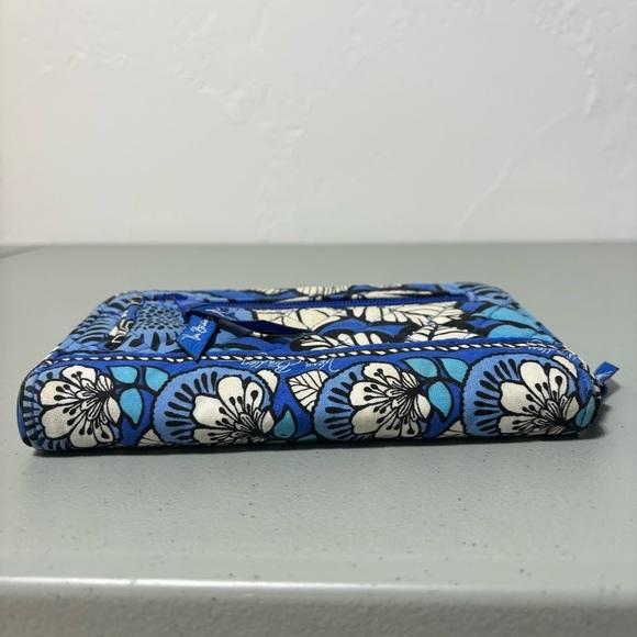 Vera Bradley Blue Bayou Clutch Turn Lock Wallet Zipper Blue - Picture 4 of 10